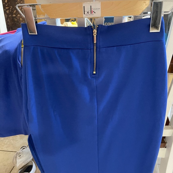 Bebe top and skirt set - Picture 3 of 7